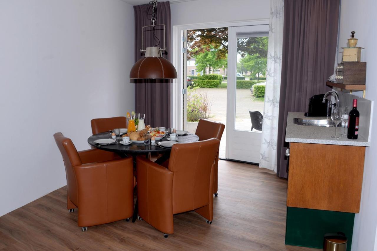 Bed And Breakfast In De Buurt Waalwijk Exterior foto